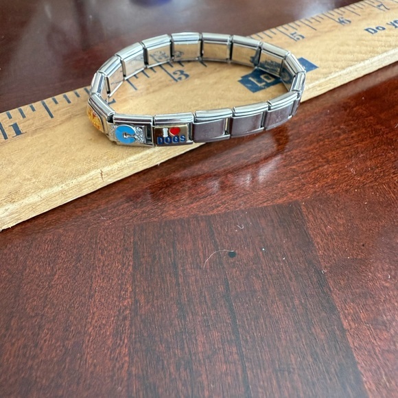 Jewelry - Italian Stretchy bracelet